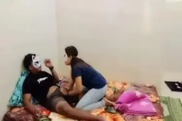 Tante Istri Cantik Pasrah Goyang Kasur Malam Jumat